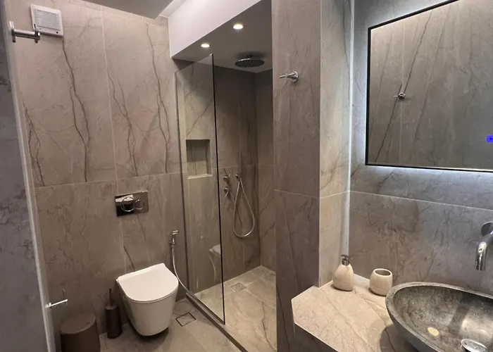 Anora Naxos * Naxos City