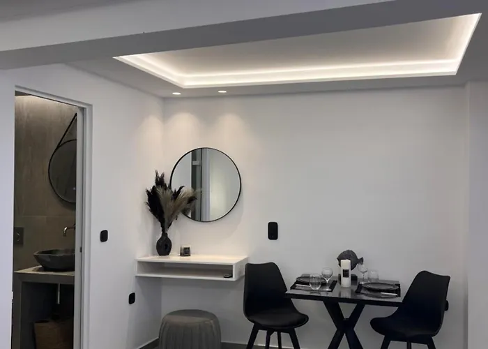 Anora Naxos * Naxos City